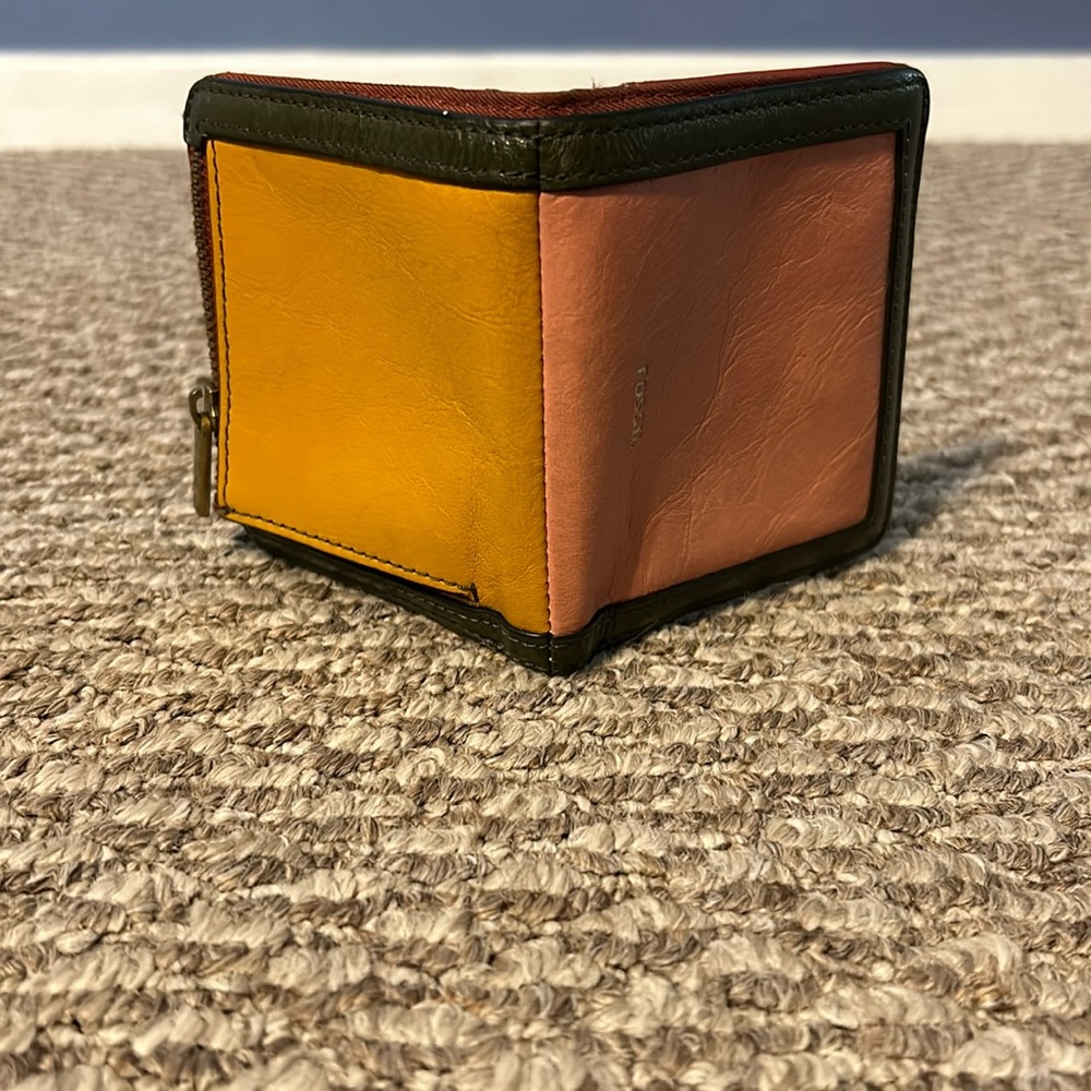Fossil Wallet